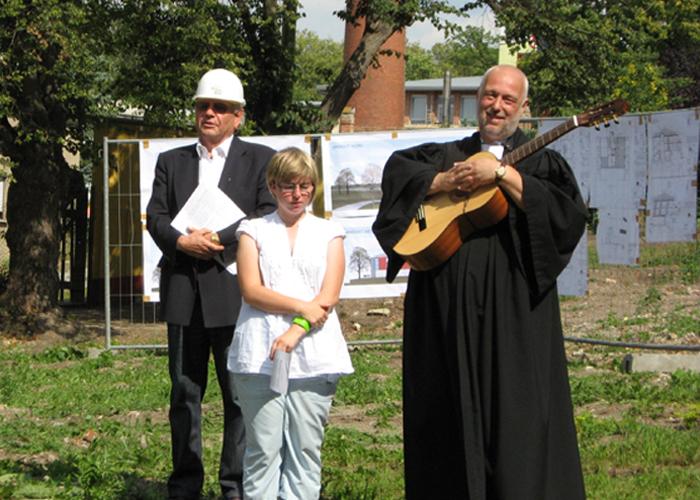 Spatenstich eines Wohnheimes für mehrfachbehinderte Menschen 2011