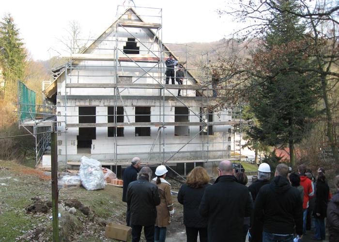 Richtfest Wohnheim Schweizerhaus im März 2012