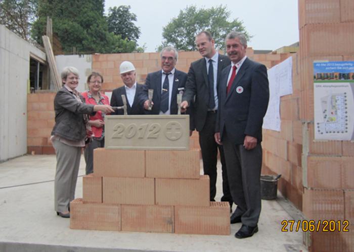 Grundsteinlegung für ein DRK-Altenpflegeheim in Witzenhausen Juni 2012