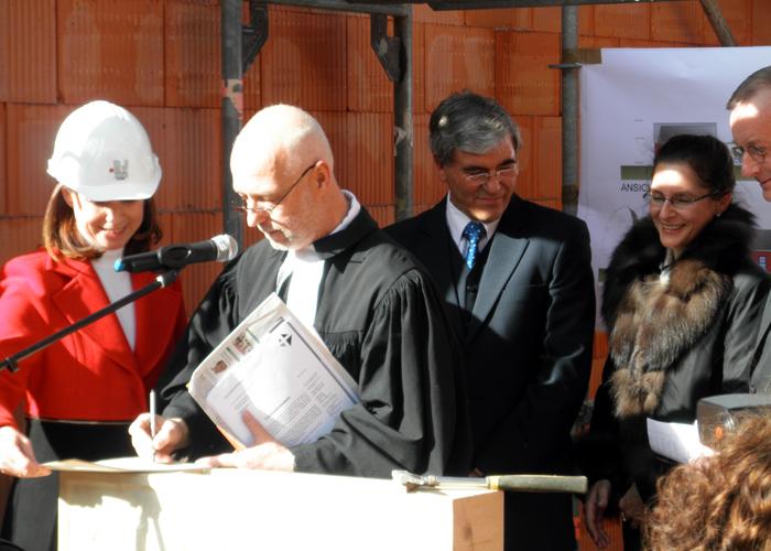 Grundsteinlegung für eine integrative Kindertagesstätte der Diakonie im Oktober 2012