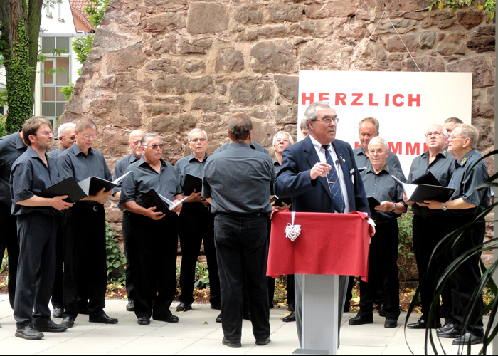 Presseartikel zur Einweihung des DRK Seniorenzentrums Witzenhausen im Juni 2014