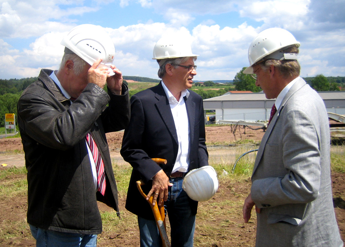 Spatenstich für den Neubau eines Pflegeheims in Hessisch Lichtenau im Juli 2014